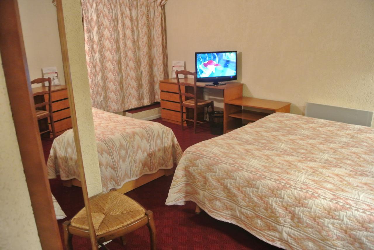 Logis Heraclee Saint-Gilles  Zewnętrze zdjęcie